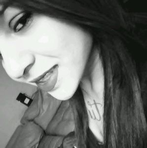 Meet your Posher, Serina